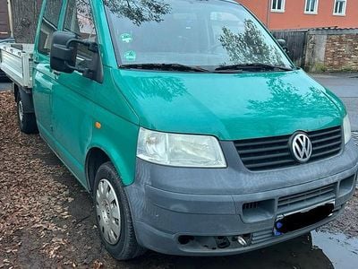 Grün Gebraucht 2005 VW T5 Van | 3.500 €