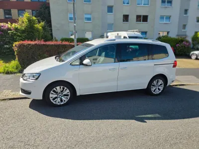 Gebraucht VW Sharan Life 150 PS (110 kW) 2014 Weiß Van / Kleinbus