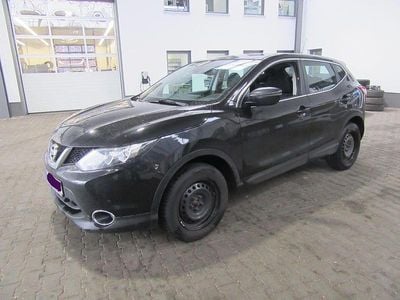 Gebraucht Nissan Qashqai Acenta 116 PS (85 kW) 2017 Schwarz SUV