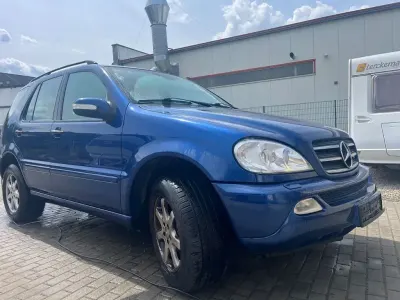 Gebraucht Mercedes ML400 250 PS (183 kW) 2002 Blau SUV