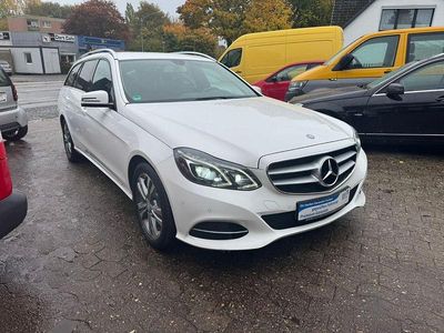 Weiß Gebraucht 2014 Mercedes E200 Kombi | 14.790 € (Fairer Preis)