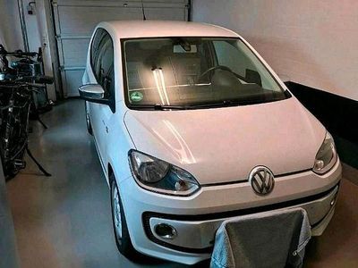 Second-hand VW up! 75 CP (55 kW) 2012 Alb Hatchback