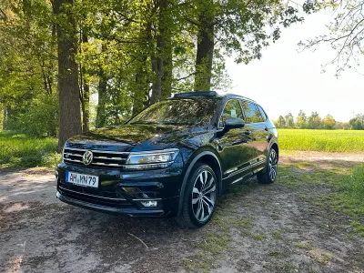 Gebraucht VW Tiguan Allspace R-line 200 PS (147 kW) 2021 Schwarz SUV