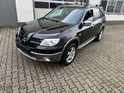 gebraucht Mitsubishi Outlander Outlander2.4 4WD Automatik Intense