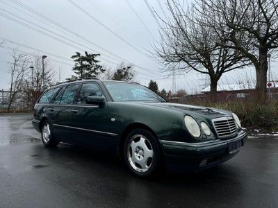 Mercedes E230
