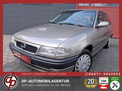 Braun Gebraucht 1996 Opel Astra Limousine | 3.500 €