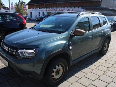 Gebraucht Dacia Duster Extreme 91 PS (66 kW) 2023 Zedergrün (metallic) SUV