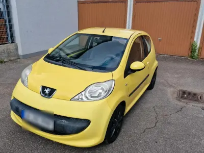 Gebraucht Peugeot 107 68 PS (50 kW) 2006 Gelb Kleinwagen