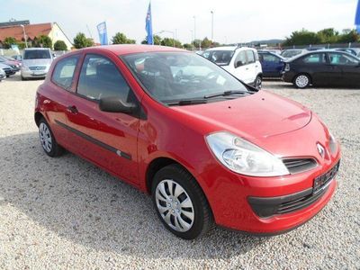 Gebraucht Renault Clio III Authentique 65 PS (47 kW) 2007 Rot Limousine