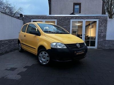 Gelb Gebraucht 2006 VW Fox Basis Kleinwagen | 1.490 € (Guter Preis)
