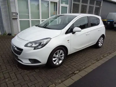 Gebraucht Opel Corsa drive 90 PS (66 kW) 2016 Weiß Kleinwagen