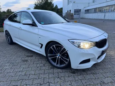 Gebraucht BMW 325 M Sport 218 PS (160 kW) 2015 Weiß Limousine