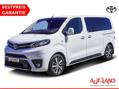 Gebraucht Toyota Proace Verso Team 144 PS (105 kW) 2023 Weiß Kombi