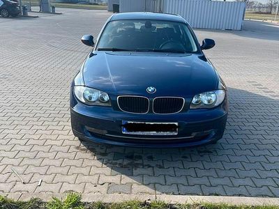 Gebraucht BMW 116 122 PS (89 kW) 2011 Blau Kleinwagen