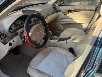 Mercedes E220
