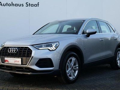 Florettsilber metallic Gebraucht 2022 Audi Q3 Ambiente SUV | 34.990 € (Teuer)