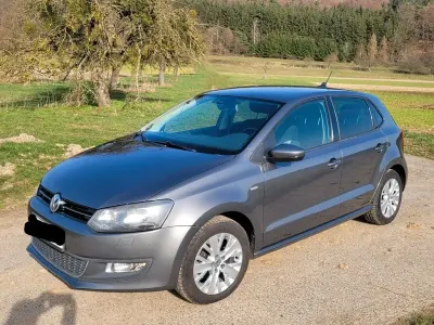 Gebraucht VW Polo Life 90 PS (66 kW) 2013 Grau Kleinwagen