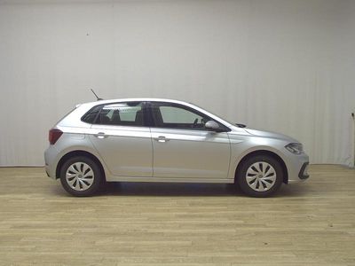 Silber Gebraucht 2022 VW Polo Life Kleinwagen | 10.380 € (Guter Preis)
