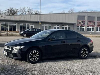 Second-hand Mercedes A160 Progressive 95 CP (69 kW) 2020 Negru Berlinǎ
