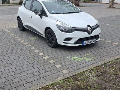 Gebraucht Renault Clio IV Life 73 PS (53 kW) 2017 Weiß Limousine
