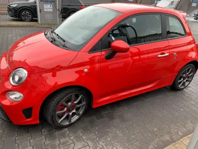 Gebraucht Fiat 500 Abarth 145 PS (106 kW) 2018 Rot Kleinwagen