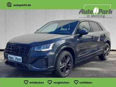 Gebraucht Audi Q2 Ambiente 150 PS (110 kW) 2023 Manhattangrau (metallic) SUV