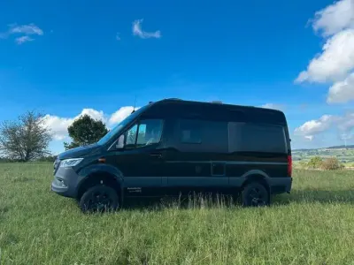 Gebraucht Mercedes Sprinter 190 PS (139 kW) 2022 Schwarz (metallic) Van
