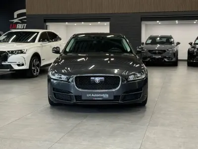 Gebraucht Jaguar XE Prestige 180 PS (132 kW) 2016 Grau Limousine