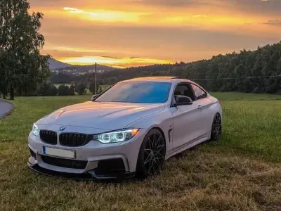 Gebraucht BMW 430 M Sport 258 PS (189 kW) 2015 Weiß Coupé
