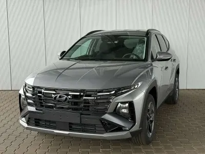 Gebraucht Hyundai Tucson 215 PS (158 kW) 2025 Shimmering silver SUV