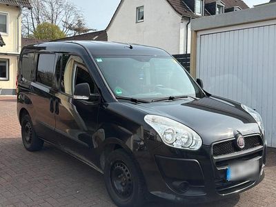 Gebraucht Fiat Doblò 105 PS (77 kW) 2010 Schwarz Van / Kleinbus