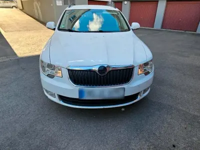Second-hand Skoda Superb Family 140 CP (102 kW) 2011 Alb Break