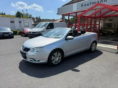 Gebraucht VW Eos 122 PS (89 kW) 2010 Silber Cabrio
