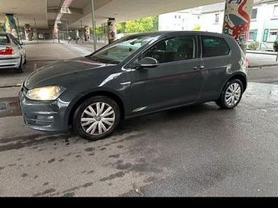 VW Golf VII