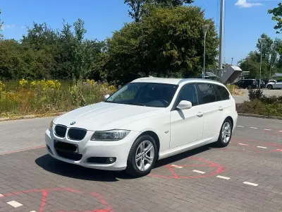 Gebraucht BMW 318 143 PS (105 kW) 2011 Weiß Kombi