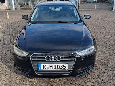 Gebraucht Audi A4 Ambiente 170 PS (125 kW) 2015 Schwarz Kombi