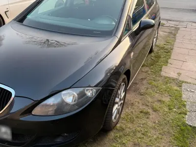 Usata Seat Leon 125 CV (91 kW) 2008 Nero Utilitaria