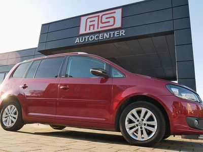 Rot Gebraucht 2011 VW Touran Style Van / Kleinbus | 7.990 € (Fairer Preis)