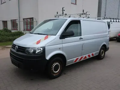 Second-hand VW Transporter 140 CP (102 kW) 2013 Argintiu Van