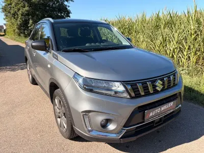 Gebraucht Suzuki Vitara Comfort 129 PS (94 kW) 2021 Grau SUV