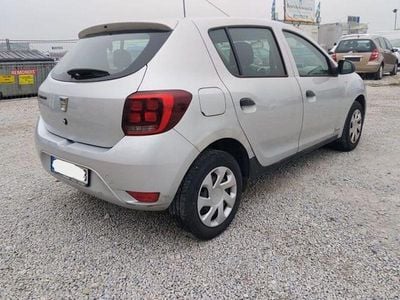 Gebraucht Dacia Sandero Essentiel 73 PS (53 kW) 2019 Grau Limousine