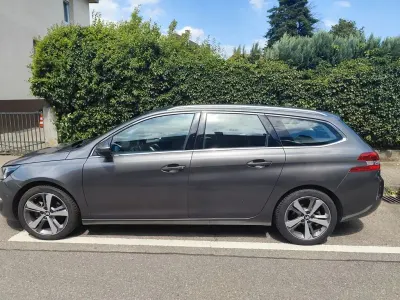 Gebraucht Peugeot 308 SW Allure 110 PS (80 kW) 2016 Grau Kombi