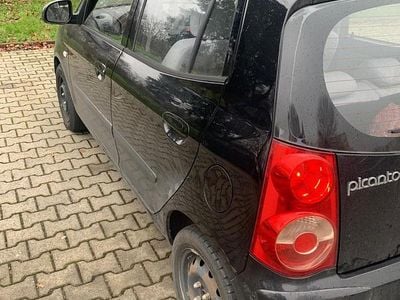Usata Kia Picanto 65 CV (47 kW) 2011 Nero Utilitaria