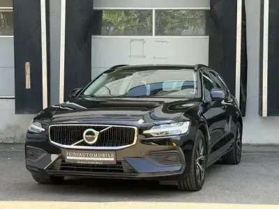 Gebraucht Volvo V60 Core 197 PS (144 kW) 2023 Schwarz Kombi