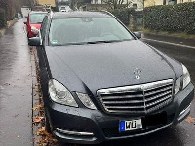 Gebraucht Mercedes E350 Avantgarde 265 PS (194 kW) 2010 Grau Kombi