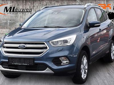 Gebraucht Ford Kuga Titanium 150 PS (110 kW) 2019 Blau SUV