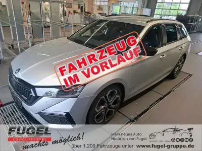 Gebraucht Skoda Octavia RS 245 PS (180 kW) 2022 Brilliantsilber metallic Kombi