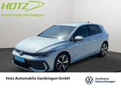 Gebraucht VW Golf VIII GTE 272 PS (200 kW) 2025 Crystal ice blue metallic Limousine