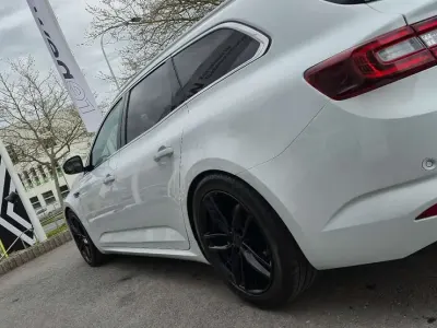 Używany Renault Talisman GrandTour LIMITED 160 KM (117 kW) 2019 Kombi