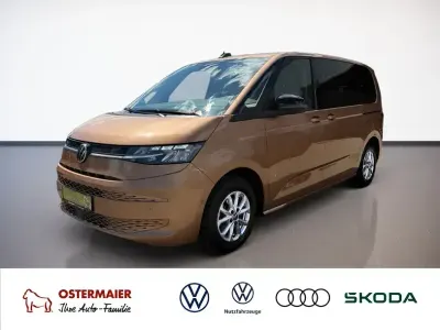Gebraucht VW Multivan Life 150 PS (110 kW) 2025 Copper bronze Van / Kleinbus